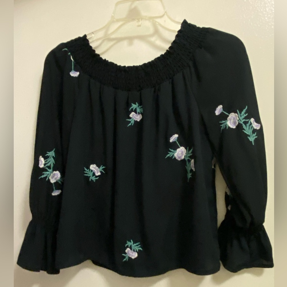 One Hart Womens Blouse Top M Off The Shoulder Black Embbroidered Flowers